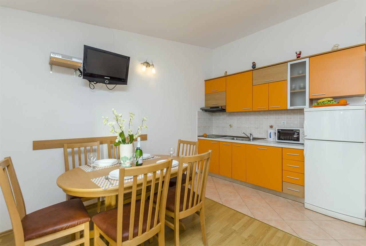 Apartments Srecko Duce Ngoại thất bức ảnh